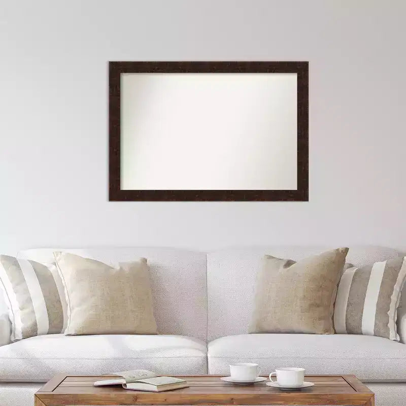 Miroir mural étroit en bronze moucheté biseauté