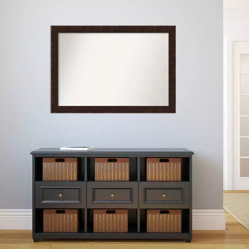 Miroir mural étroit en bronze moucheté biseauté