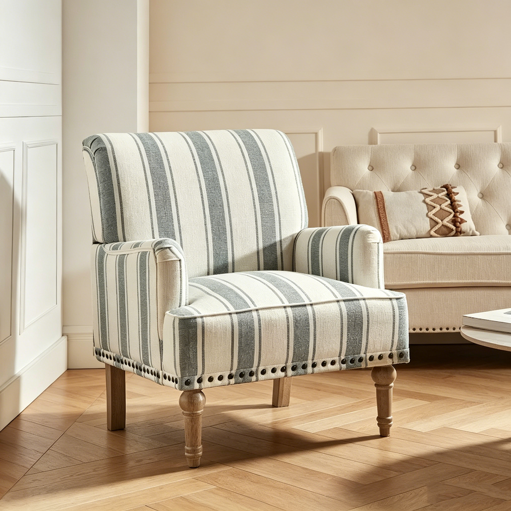 Fauteuil de chambre en bois tapissé avec clous décoratifs et motif rayé unique