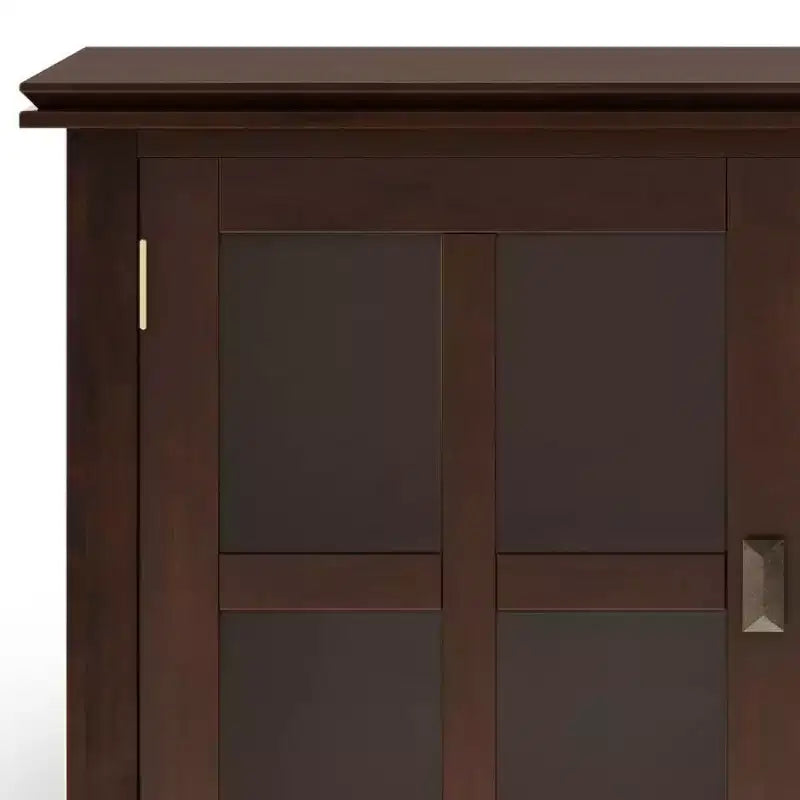 Grand buffet en bois massif roux, 3 tiroirs, 2 placards