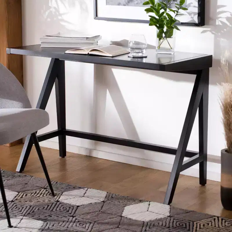 Bureau de style moderne avec un plateau blanc lisse