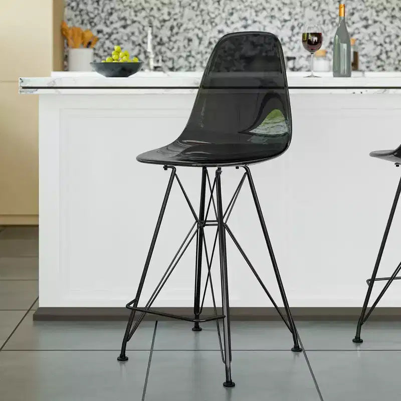 Tabouret de bar contemporain en acrylique avec base en acier noir, hauteur comptoir