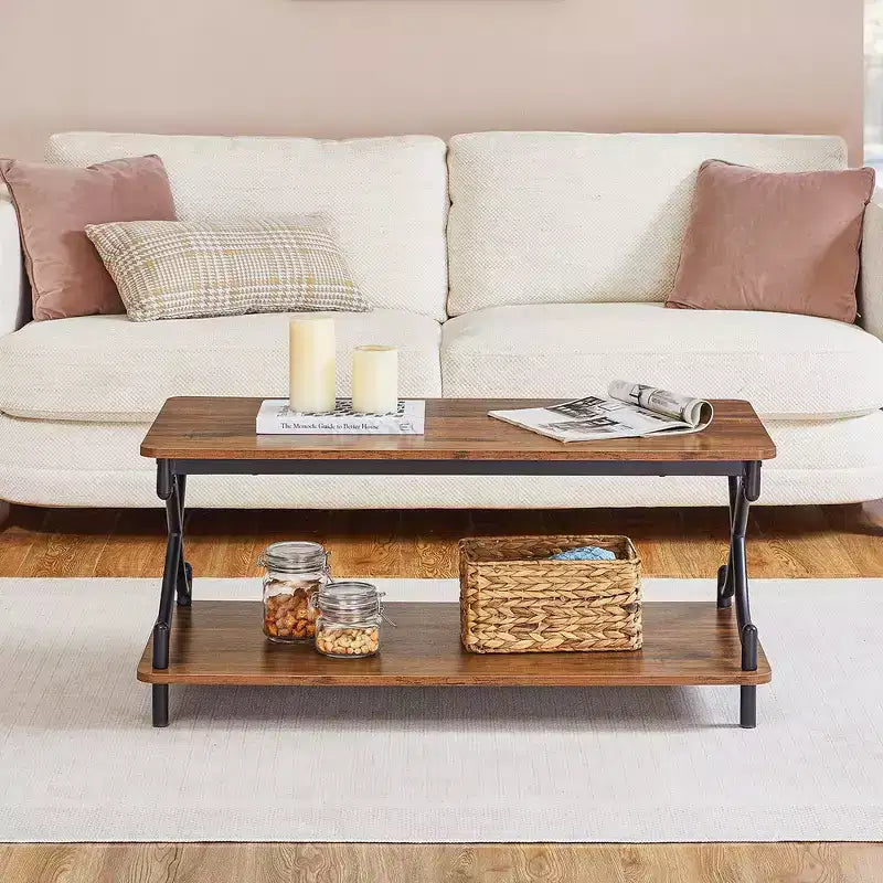 Table basse moderne en bois avec rangement et étagères ouvertes