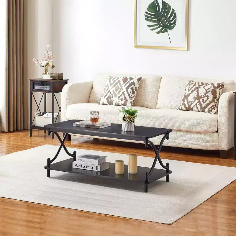 Table basse moderne en bois avec rangement et étagères ouvertes